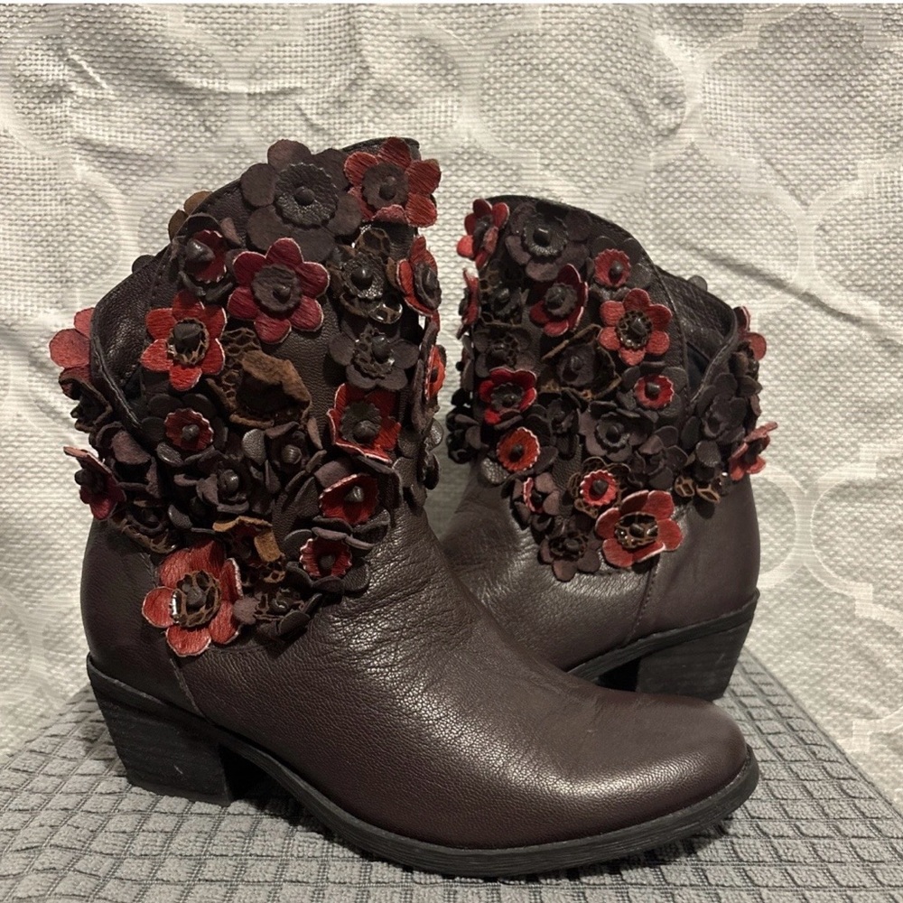 Dark Cottagecore Floral Leather Boots | MIA Sheridan Boho Witch Ankle Boots 7